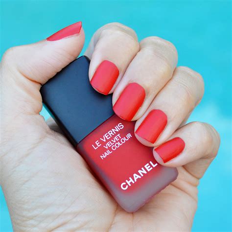 chanel nail polish 2018 uk